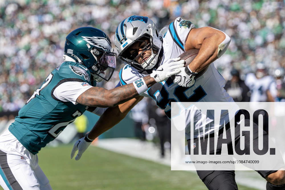 Carolina Panthers tight end Tommy Tremble (82) slips past Philadelphia Eagles running back Saquon Barkley (26) in the end zone for a touchdown in the second quarter of NFL, American Football Herren, USA action at Lincoln Financial Field in Philadelphia, Pennsylvania on Sunday, October 18, 2016. PHI20261018001 LAURENCExKESTERSON
