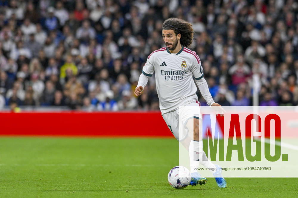 17 MARC CUCURELLA of Real Madrid CF controls the ball during the match on Matchday 9 of the 2026-27 National League First Division Championship between REAL MADRID C.F. and SEVILLA FC, played at the Bernabeu Stadium on October 17, 2026, in Madrid, Spain. REAL MADRID C.F. Vs. SEVILLA FC - 2026 27 National League First Division Championship 10.18.26 - ZUMAc312 20261018_zsp_c312_004