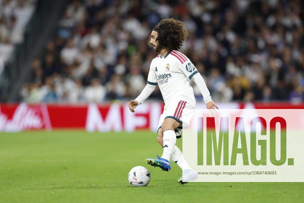 Marc Cucurella (Real Madrid CF) controls the ball during the LaLiga EA Sports match between Real Madrid CF and Sevilla FC at Estadio Santiago Bernabéu on October 18, 2026 in Madrid, Spain. (Photo by Manu Reino DeFodi Images) -