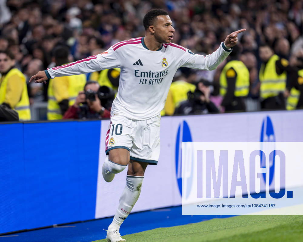 Real Madrid CF v Sevilla FC - LaLiga EA Sports 2026 27 Kylian Mbappe of Real Madrid CF celebrates his goal during the LaLiga EA Sports football match between Real Madrid CF and Sevilla FC at Estadio Bernabeu on October 18, 2026 in Madrid, Spain. Madrid Estadio Bernabeu Madrid Spain