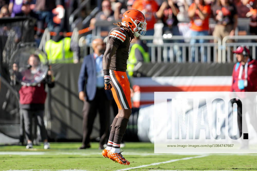 CLEVELAND, OH - OCTOBER 18: Cleveland Browns wide receiver Jerry Jeudy (3) reacts after making a catch during the fourth quarter of the National Football League game between the Baltimore Ravens and Cleveland Browns on October 18, 2026, at Huntington Bank Field in Cleveland, OH. (Photo by Frank Jansky Icon Sportswire) NFL, American Football Herren, USA OCT 18 Ravens at Browns Icon261018031