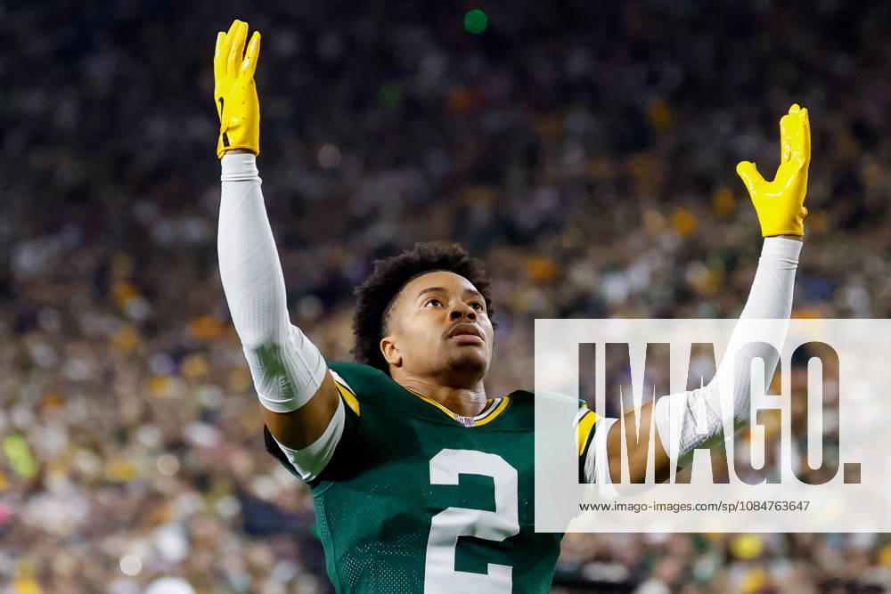 Oct 18, 2026; Green Bay, WI, USA; Green Bay Packers cornerback Brandon Cisse (2) praying before the NFL, American Football Herren, USA game against the Dallas Cowboys at Lambeau Field. Mandatory Credit: -Cal Media. NFL 2026: Cowboys Vs Packers OCT 18 - ZUMAc04_ 20261018_zma_c04_457
