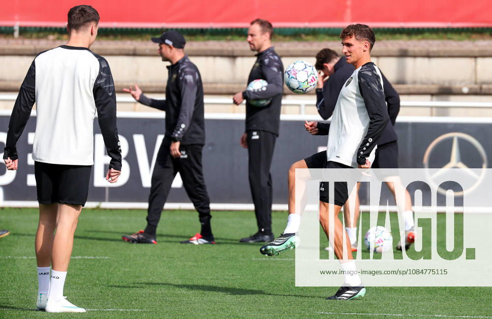 Stuttgart, Fußball UEFA Champions League, Saison 2026-2027, VfB Stuttgart Training, Grischa Prömel