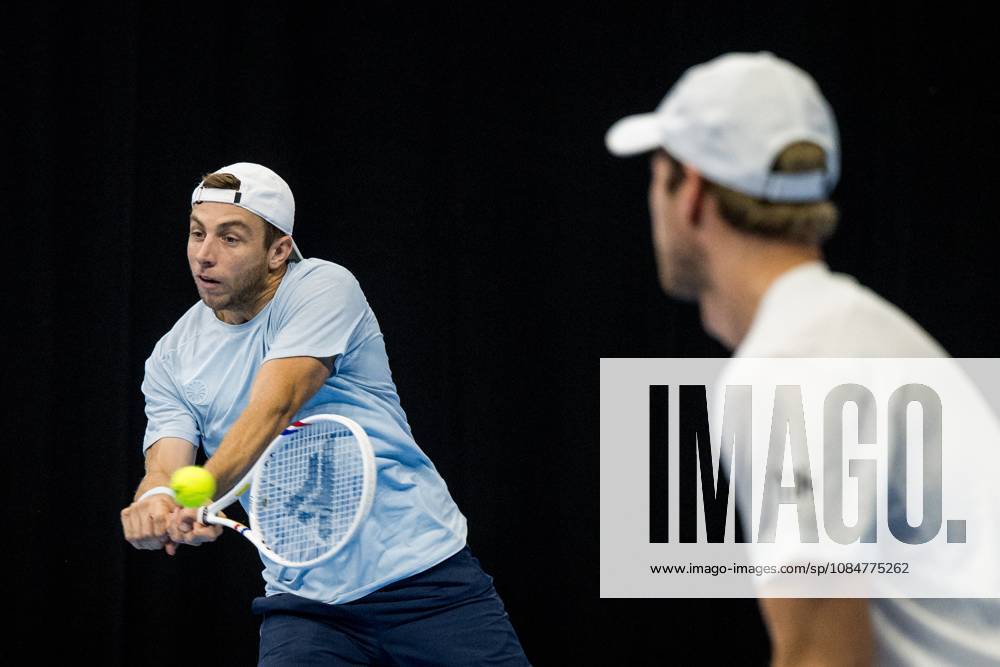 Tallon Griekspoor of the Netherlands and Botic Van de Zandschulp of the Netherlands pictured in action during the European Open ATP, Tennis Herren tennis tournament in Brussels, on Monday 19 October. This year s edition of the tournament is taking place from 17 to 25 October JASPERxJACOBS x190290094x