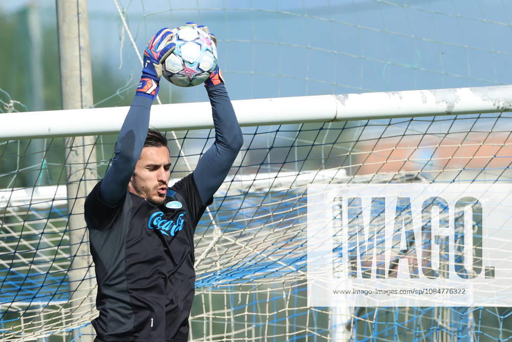 SSC Napoli Training Session Alex Meret of Napoli during a training session ahead of the UEFA Champions League 2026 27 at the Napoli training center in Castel Volturno, Italy, on October 19, 2026. Castel Volturno Napoli Italy