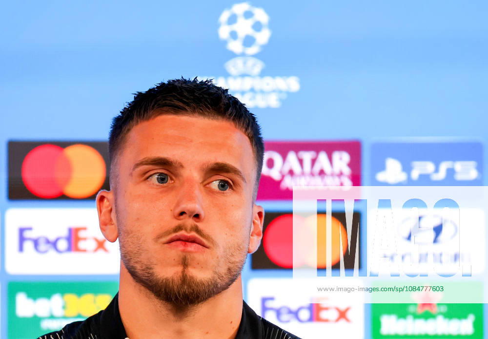Stuttgart, Fußball UEFA Champions League, Saison 2026-2027, VfB Stuttgart Pressekonferenz, Ermedin Demirovic