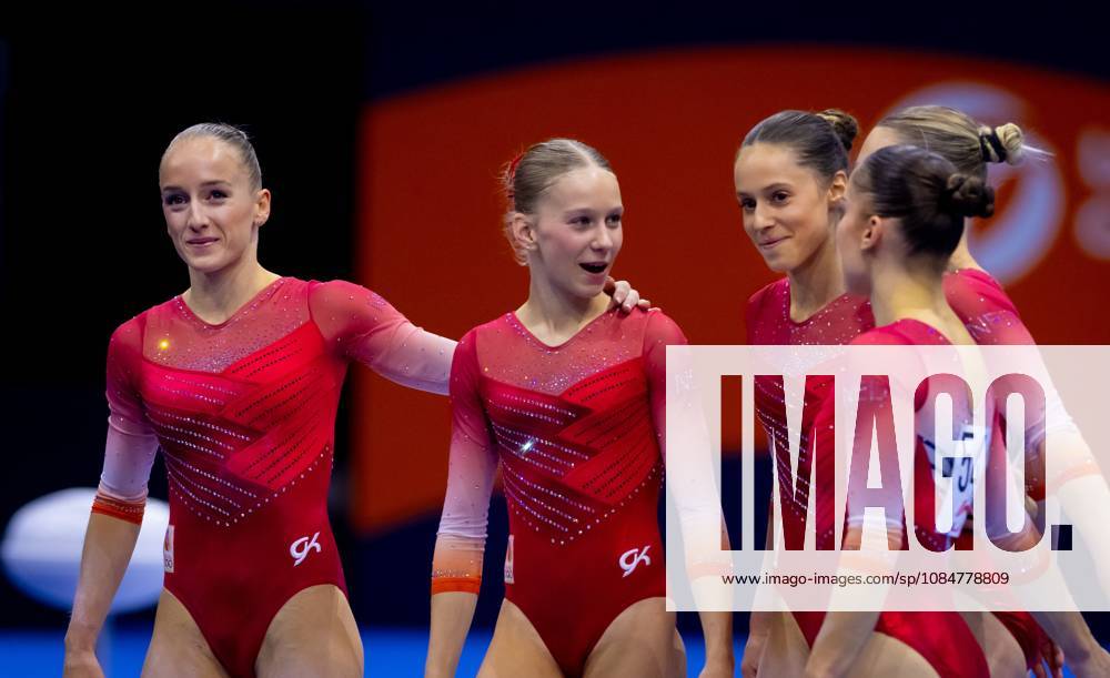 ROTTERDAM - The Dutch gymnasts in action during the qualifications at the World Gymnastics Championships in Rotterdam Ahoy. IRIS VAN DEN BROEK ANP ANPxSportx IVx 572979414 originalFilename: 572979414