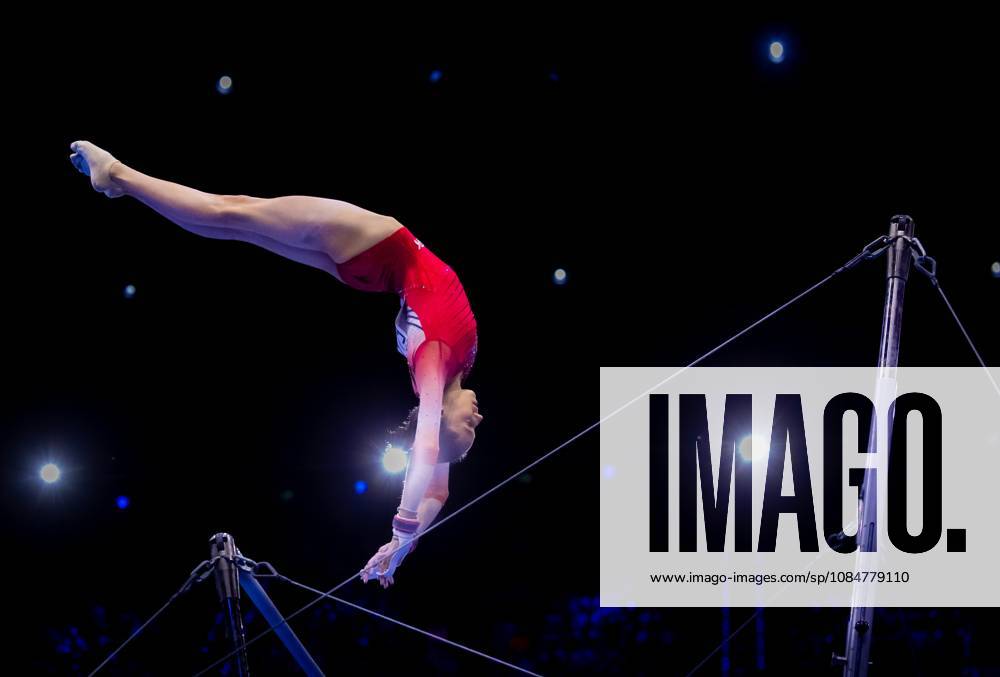 ROTTERDAM - Naomi Visser during the qualifications at the World Gymnastics Championships in Rotterdam Ahoy. IRIS VAN DEN BROEK ANP ANPxSportx IVx 572980115 originalFilename: 572980115