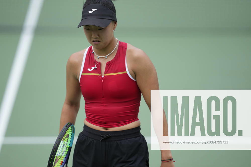 WTA, Tennis Damen Kinoshita Group Japan Open - Day 2 Ann Li of the United States plays during her round of 32 singles match against Emerson Jones of Australia at the 2026 Kinoshita Group Japan Open Women s tennis tournament at Utsubo Tennis Center in Osaka, Japan, on October 20, 2026. Osaka Japan