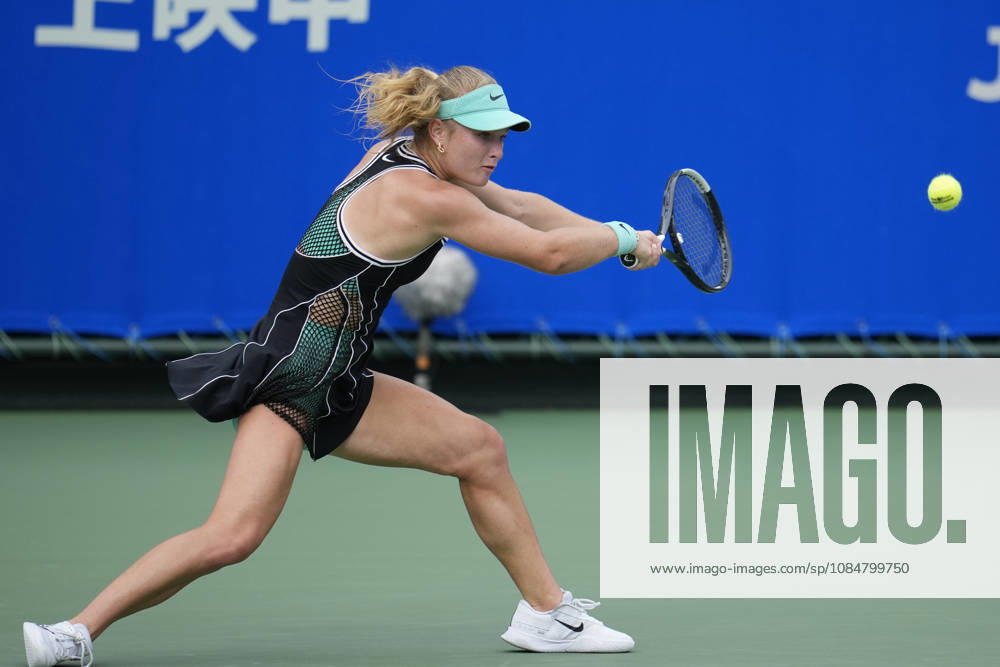 WTA, Tennis Damen Kinoshita Group Japan Open - Day 2 Emerson Jones of Australia competes in her round of 32 singles match against Ann Li of the United States at the 2026 Kinoshita Group Japan Open Women s tennis tournament at the Utsubo Tennis Center in Osaka, Japan, on October 20, 2026. Osaka Japan