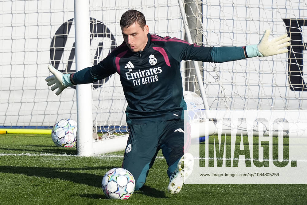 REAL MADRID CF v RB LEIPZIG. CHAMPIONS LEAGUE 2026 2027. ROUND 3. Real Madrid CF s Andriy Lunin during training session prior to the Champions League round 3 match against RB Leipzig. October 20 2026. (ALTERPHOTOS Acero) MadridSpain