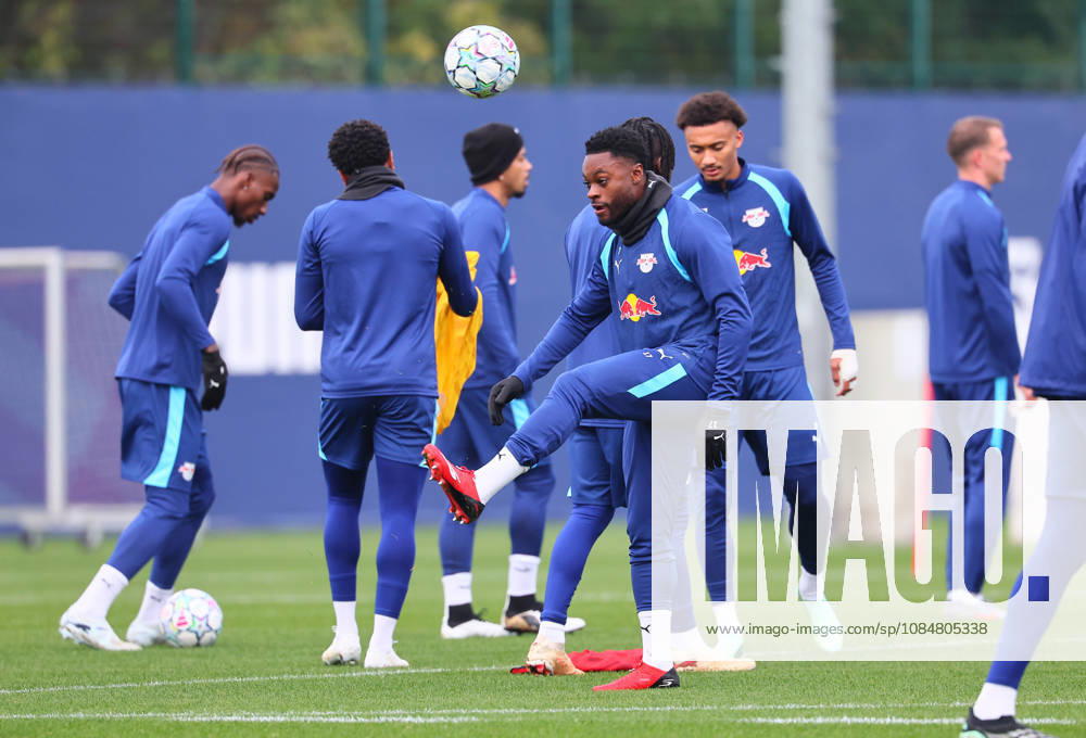 RB Leipzig - Training Champions League Leipzig, 20.10.2026, RB Akademie, UEFA Champions League , RB Leipzig - Abschlusstraining am Vortag von Real Madrid v. RBLeipzig , Im Bild: Ridle Baku (17, RB Leipzig) ,