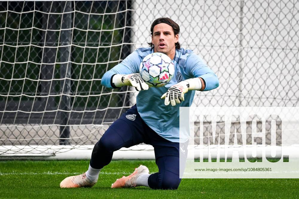 Club Brugge v RC Lens - UEFA Champions League preparations Club Brugge s Yann Sommer pictured during a training session of football team Club Brugge KV, on Tuesday 20 October 2026 at the team s basecamp in Westkapelle (Knokke-Heist), Belgium, as preparation for the the UEFA Champions League game against RC Lens. (Photo News Elias Rom) Knokke-Heist Belgium