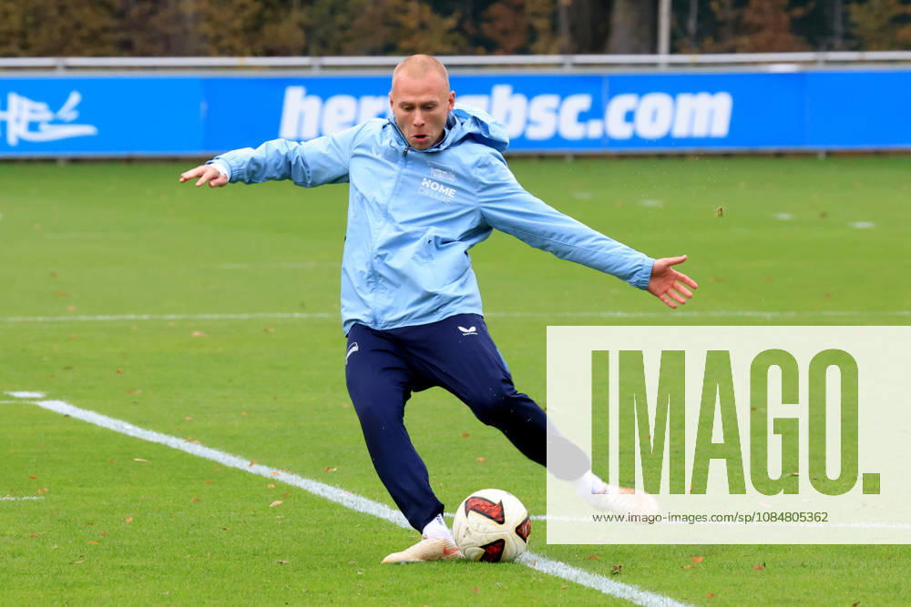 DEU GER, Fussball , 2.Fussballbundesliga, Saison 2026 2027, Sportforum, Hertha BSC, Training Jon Dagur Thorsteinsson ( Hertha BSC Berlin 23 ) 2. Liga: DFB DFL regulations prohibit any use of photographs as image sequences and or quasi-video) nordphoto GmbH Engler Berlin Sportforum Berlin Deutschland