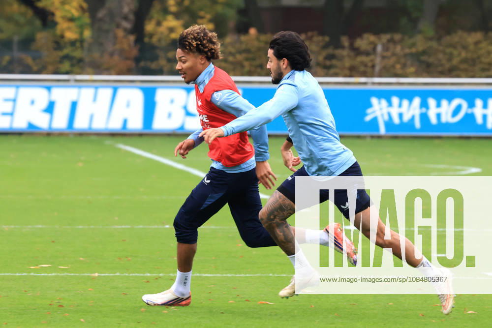 DEU GER, Fussball , 2.Fussballbundesliga, Saison 2026 2027, Sportforum, Hertha BSC, Training Oluwaseum Victor Adewumi ( Hertha BSC Berlin 19 ), Kevin Sessa ( Hertha BSC Berlin 8 ) 2. Liga: DFB DFL regulations prohibit any use of photographs as image sequences and or quasi-video) nordphoto GmbH Engler Berlin Sportforum Berlin Deutschland
