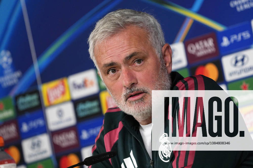 Real Madrid CF s coach Jose Mourinho in press conference, PK, Pressekonferenz after raining session prior to the Champions League round 3 match against RB Leipzig. October 20 2026. (20261020468)