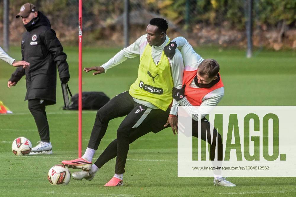 Abdoulie Ceesay Nemeth David ( Pauli ) Deutschland , Hamburg , Trainingsgelände an der Kollaustrasse , Fussball , 2. Bundesliga , FC St Pauli