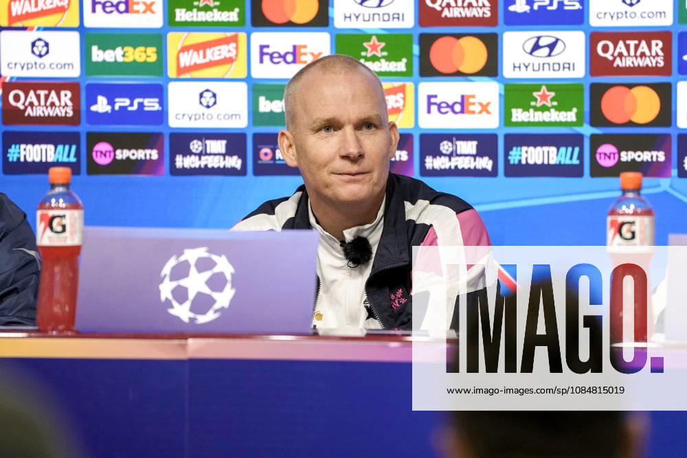 Soccer, Champions League 2026–2027 Press conference ahead of the Aston Villa vs. Viking match in Birmingham, England, October 20, 2026. Viking coach Morten Jensen and Gianni Stensness during a press conference, the day before the Champions League soccer match between Aston Villa and Viking at Villa Park in Birmingham. Photo: Beate Oma Dahle, NTB, Birmingham, England. . RESTRICTED USE FOR BETTING COMPANIES.