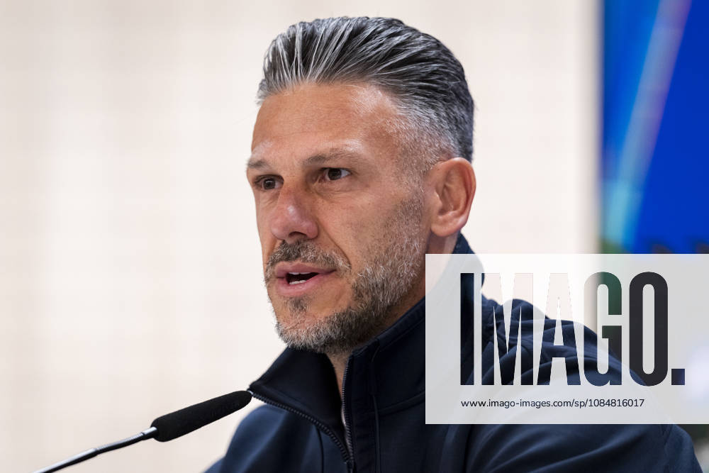 RB Leipzig Training Session And press conference, PK, Pressekonferenz - UEFA Champions League 2026 27 League Phase MD3 MADRID, SPAIN - OCTOBER 20: Martin Demichelis, head coach of RB Leipzig, speaks during the press conference on day ahead of the UEFA Champions League 2026 27 League Phase MD3 at Estadio Bernabeu on October 20, 2026 in Madrid, Spain. Madrid Estadio Bernabeu Madrid Spain