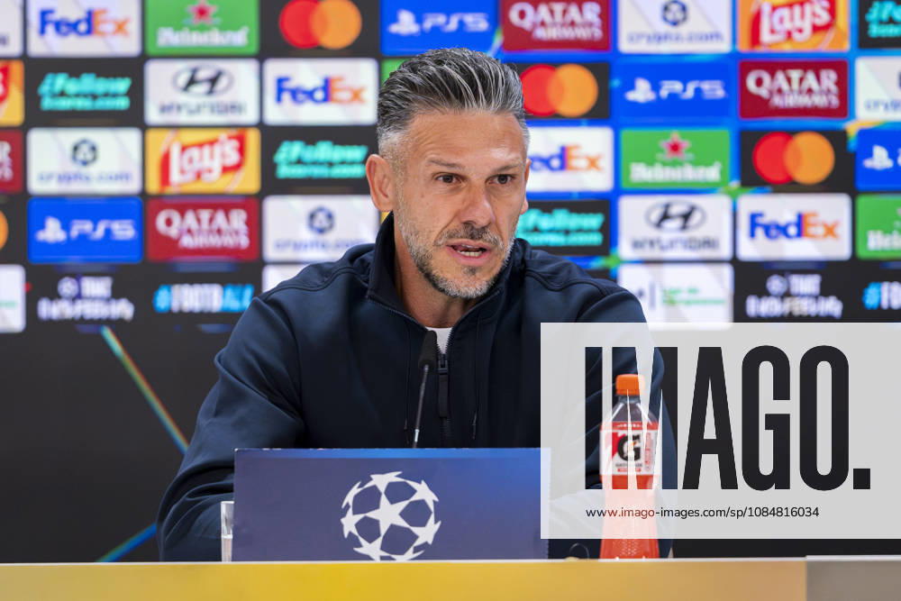 RB Leipzig Training Session And press conference, PK, Pressekonferenz - UEFA Champions League 2026 27 League Phase MD3 MADRID, SPAIN - OCTOBER 20: Martin Demichelis, head coach of RB Leipzig, speaks during the press conference on day ahead of the UEFA Champions League 2026 27 League Phase MD3 at Estadio Bernabeu on October 20, 2026 in Madrid, Spain. Madrid Estadio Bernabeu Madrid Spain