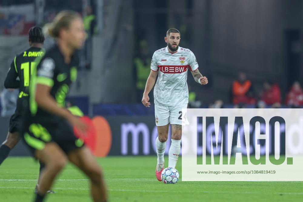 GER, Stuttgart, VfB Stuttgart vs Atletico Madrid, Fussball, UEFA, Spielzeit 2026 2027, Champions League, MHP-Arena, 3. Spieltag im Bild v.l.: Jeff Chabot (VfB Stuttgart 24) DFB DFL REGULATIONS PROHIBIT ANY USE OF PHOTOGRAPHS AS IMAGE SEQUENCES AND OR QUASI-VIDEO, 200.2026