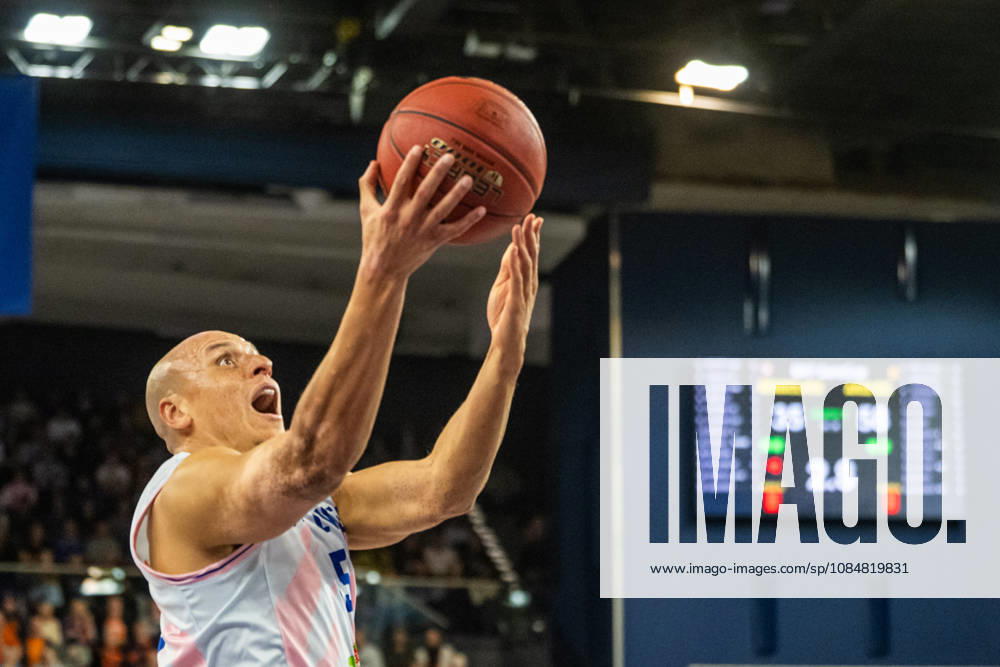 Rostock, Deutschland 20. Oktober 2026: BKT EuroCup - 2026 2027 - Gruppenphase - Gruppe A - Sp. 4 - Rostock Seawolves gegen Aris Thessaloniki Im Bild: Robin Amaize (Rostock SEAWOLVES)