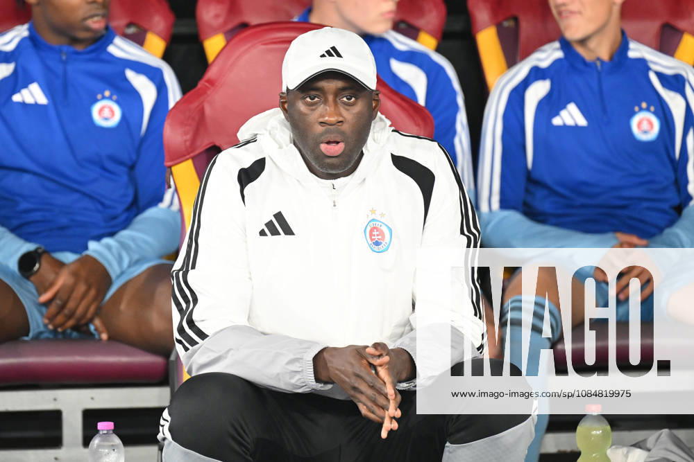 AS Roma v Slovan Bratislava - UEFA Champions League ROME, ITALY - OCTOBER 20 : Head coach Yaya Toure’of Slovan Bratislava during the Champions League match between AS Roma and Slovan Bratislava at Stadio Olimpico on October 20, 2026 in Rome, Italy. Claudio Pasquazi Anadolu Rome Italy. Editorial use only. Please get in touch for any other usage.