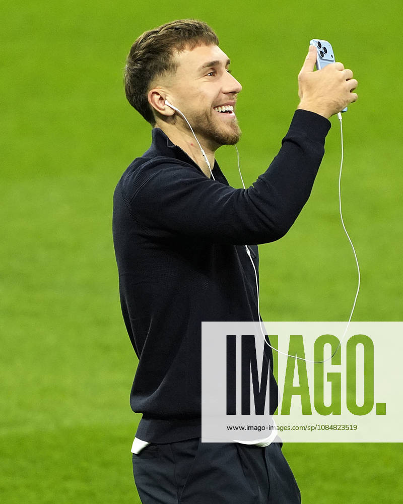 REAL MADRID CF v RB LEIPZIG. CHAMPIONS LEAGUE 2026 2027. ROUND 3. RB Leipzig s Maxime Esteve during walk around in Santiago Bernabeu Stadium after raining session prior to the Champions League round 3 match against Real Madrid CF. October 20 2026. (ALTERPHOTOS Acero) MadridSpain