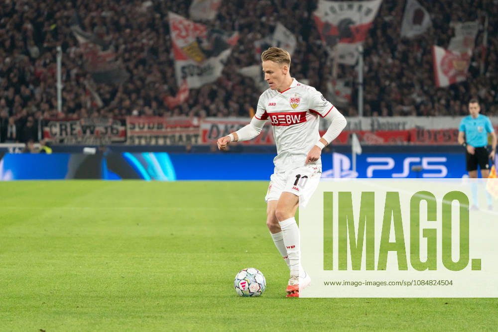 Chris Führich (VfB Stuttgart, 10) am Ball, Aktion, Dribbling, dribbeln, Angriff, GER, VfB Stuttgart vs. Atlà tico Madrid, Fussball, UEFA Champions League, Spieltag 3, Spielzeit 2026 2027, 20.10.2026, GER, VfB Stuttgart vs. Atlà tico Madrid, Fussball, UEFA Champions League, Spieltag 3, Spielzeit 2026 2027, 20.10.2026, Stuttgart
