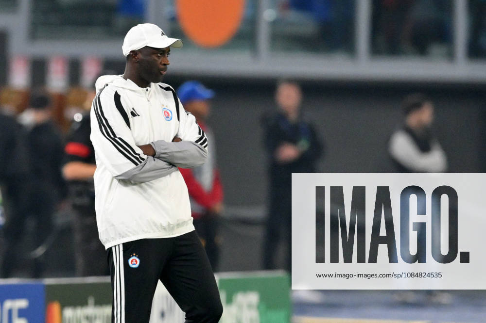 Foto IPP Roberto Ramaccia Roma 20 10 2026 Calcio:Uefa Champions League 2026- 2027 Roma vs Slovan Bratislava Nella foto Yaya Toure head coach of Slovan Bratislava italyphotopress world copyright Roma italy Italia ITALY