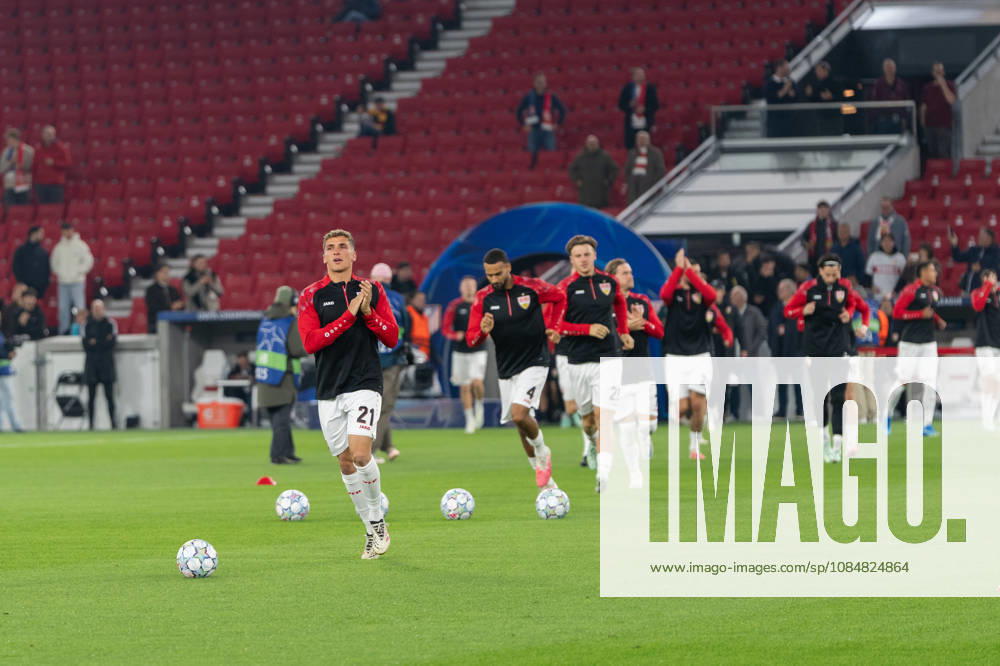 Fussball UEFA Champions League, VfB Stuttgart - Atletico Madrid, v.l. Stuttgart