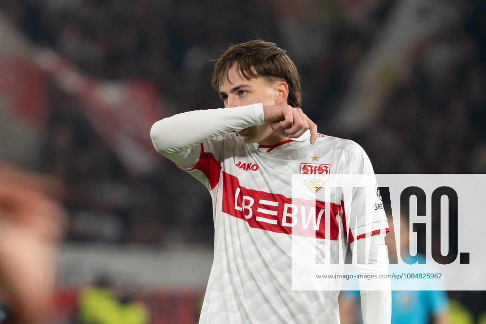 Leo Sauer (VfB Stuttgart, 44), Portrait, GER, VfB Stuttgart vs. AtlÃ tico Madrid, Fussball, UEFA Champions League, Spieltag 3, Spielzeit 2026 2027, 20.10.2026, GER, VfB Stuttgart vs. AtlÃ tico Madrid, Fussball, UEFA Champions League, Spieltag 3, Spielzeit 2026 2027, 20.10.2026, Stuttgart