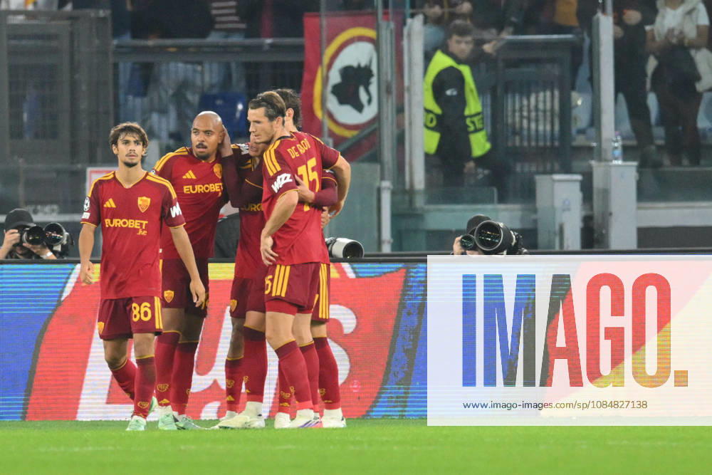 IPA89963841 - Nahuel Molina of Roma celebrates scoring a goal to make the score 2-0 during the UEFA Champions League soccer match between Roma and Slovan Bratislava at the Olimpico Stadium on October 20, 2026, in Rome, Lazio. During the AS Roma vs. Slovan Bratislava UEFA Champions League soccer match in Rome, Italy, on October 20, 2026