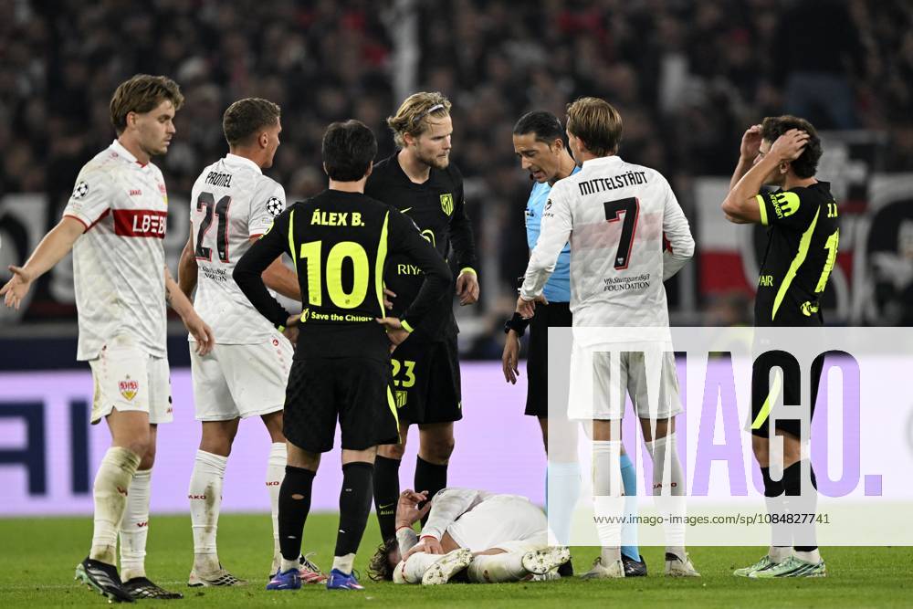 STUTTGART - Morten Hjulmand of Atletico Madrid (m) in discussion with referee Serdar Gozubuyuk regarding the red card he received during the UEFA Champions League match between VFB Stuttgart and Atletico Madrid at Stadion MHP Arena on 20 October 2026 in Stuttgart, Germany. ANP UEFA Champions League 2026 27 ANPxSportx xGerritxvanxKeulenxIVx 573110700 originalFilename: 573110700
