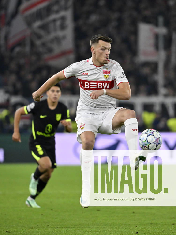 Dzenan Pejcinovic VfB Stuttgart (17) Aktion am Ball Torschuss Aktion Torchance Champions League VfB Stuttgart vs Atletico Madrid 20.10.2026 DFL REGULATIONS PROHIBIT ANY USE OF PHOTOGRAPHS AS IMAGE SEQUENCES AND OR QUASI-VIDEO Champions League VfB Stuttgart vs Atletico Madrid