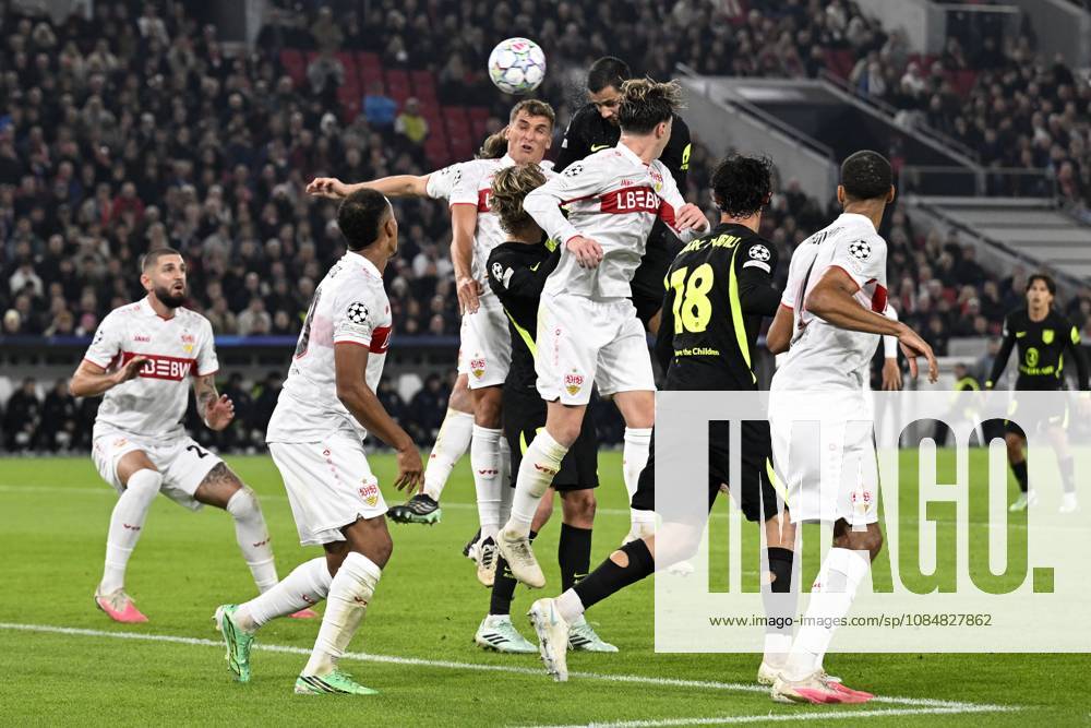 STUTTGART - (lr) Grischa Promel of VFB Stuttgart, David Hancko of Atletico Madrid during the UEFA Champions League match between VFB Stuttgart and Atletico Madrid at Stadion MHP Arena on 20 October 2026 in Stuttgart, Germany. ANP UEFA Champions League 2026 27 ANPxSportx xGerritxvanxKeulenxIVx 573110740 originalFilename: 573110740