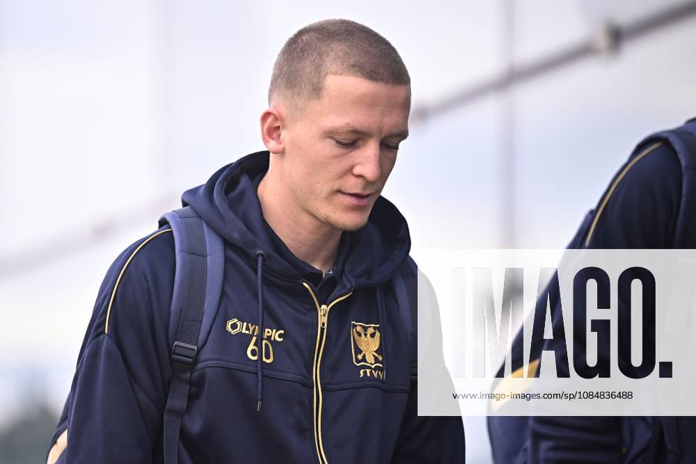 FC Midtjylland v Sint-Truidense VV - UEFA Conference League Media Activities 21 10 2026 LIEGE, BELGIUM - OCTOBER 21 : Vanwesemael Robert-Jan defender of Sint-Truidense VV pictured at the Liege airport before departure for the UEFA Conference League 2026 27 League Phase matchday 2 match between FC Midtjylland and Sint-Truidense VV on October 21, 2026 in Liege, Belgium, 21 10 2026 Liege Belgium