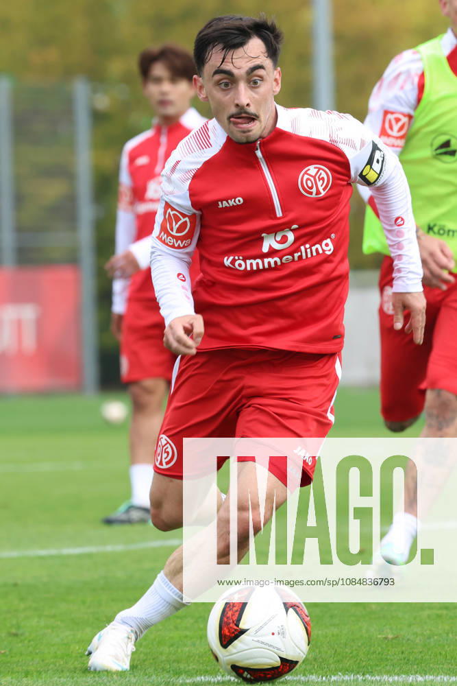PAUL NEBEL TRAINING 1. FSV MAINZ 05 MAINZ