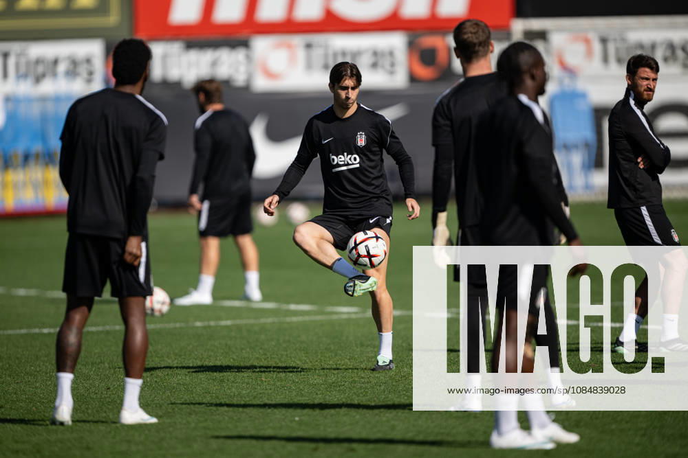 Besiktas training session ahead of UEFA Europa League match against Crystal Palace ISTANBUL, TURKIYE - OCTOBER 21: Fabio Miretti of Besiktas takes part in a training session at BJK Nevzat Demir Training Facilities as the team completes its preparations ahead of their UEFA Europa League league phase week 3 football match against Crystal Palace in Istanbul, Turkiye, on October 21, 2026. Celal Gunes Anadolu Istanbul Turkey. Editorial use only. Please get in touch for any other usage.