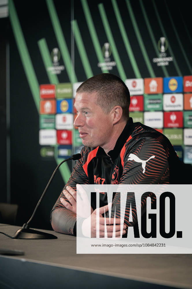 FC Midtjylland press conference, PK, Pressekonferenz - UEFA Conference League Herning, Denmark - October 21: Head coach Mike Tullberg and Pedro Bravo during a press conference ahead of a match between FC Midtjylland and St. Truidense in UEFA Conference League at MCH Arena Herning MCH Arena Denmark
