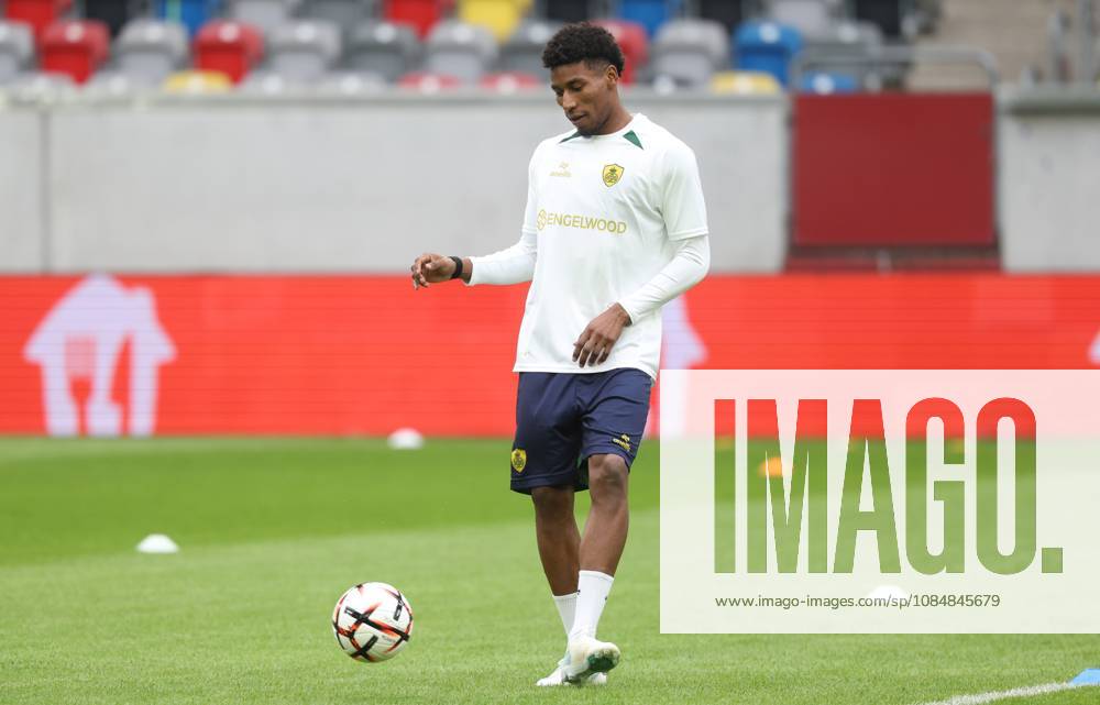 Union s Kevin Rodriguez pictured during a training session of Belgian soccer team Royale Union Saint-Gilloise, Wednesday 21 October 2026 in Dusseldorf, Germany, in preparation of tomorrow s game against Israeli Hapoel Be er Sheva F.C. on the third day of the UEFA Europa League league phase. The game was moved to Dusseldorf, as Belgian cities refused to host for security reasons. VIRGINIExLEFOUR x190509096x