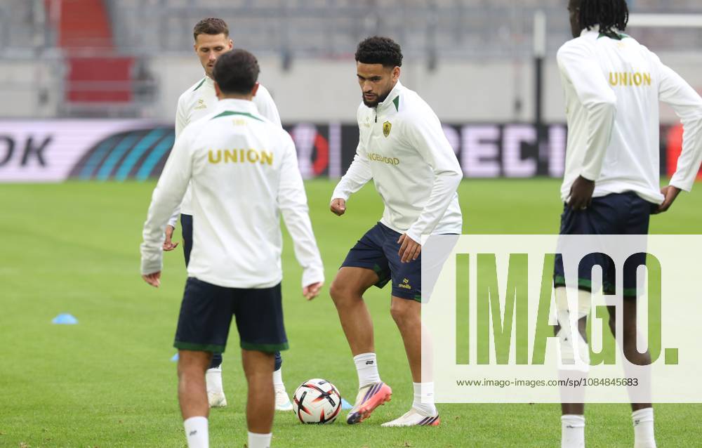 Union s Adem Zorgane pictured during a training session of Belgian soccer team Royale Union Saint-Gilloise, Wednesday 21 October 2026 in Dusseldorf, Germany, in preparation of tomorrow s game against Israeli Hapoel Be er Sheva F.C. on the third day of the UEFA Europa League league phase. The game was moved to Dusseldorf, as Belgian cities refused to host for security reasons. VIRGINIExLEFOUR x190509207x