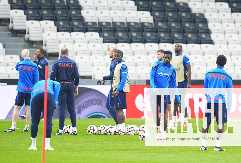 Ahead of Besiktas v Crystal Palace - UEFA Europa League ISTANBUL, TURKIYE - OCTOBER 21: Ismaila Sarr (7) of Crystal Palace takes part in a training session at Tupras Stadium ahead of UEFA Europa League football match against Besiktas in Istanbul, Turkiye on October 21, 2026. Esra Bilgin Anadolu Istanbul Turkey. Editorial use only. Please get in touch for any other usage.
