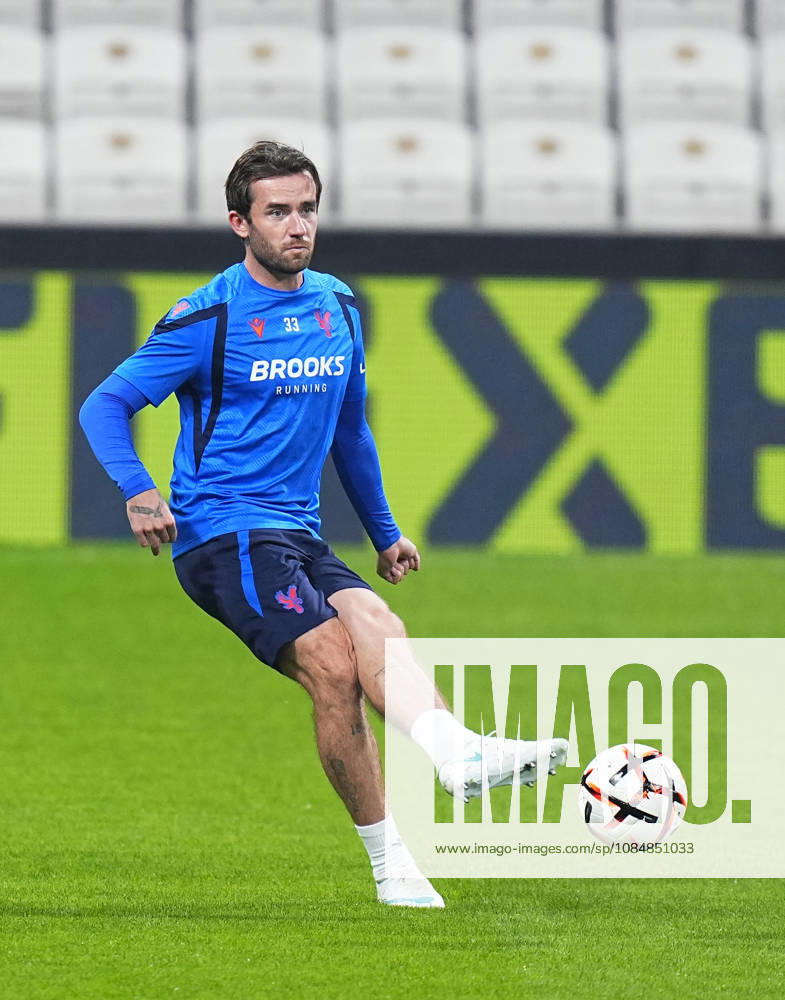 Ahead of Besiktas v Crystal Palace - UEFA Europa League ISTANBUL, TURKIYE - OCTOBER 21: Ben Chilwell (33) of Crystal Palace takes part in a training session at Tupras Stadium ahead of UEFA Europa League football match against Besiktas in Istanbul, Turkiye on October 21, 2026. Esra Bilgin Anadolu Istanbul Turkey. Editorial use only. Please get in touch for any other usage.