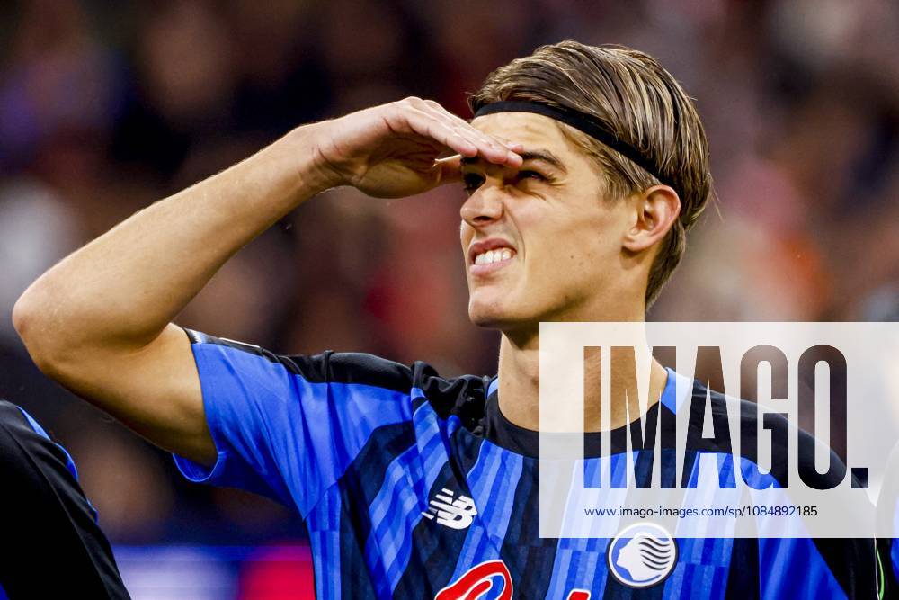 AMSTERDAM - Charles De Ketelaere of Atalanta BC prior to the UEFA Conference League match between AFC Ajax and Atalanta BC at the Johan Cruijff ArenA on October 22, 2026 in Amsterdam, the Netherlands. WART BRINKERHOF ANP Conference League 2026 27 ANPxSportx xMarcelxterxBalsxIVx 573293676 originalFilename: 573293676