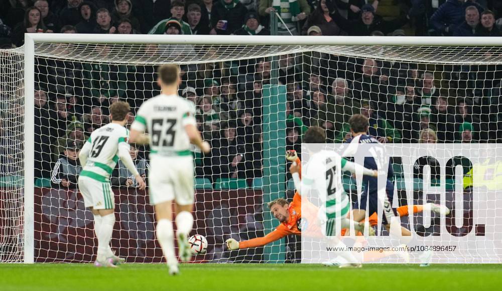 Celtic midfielder Mika Baur shoots past Celta Vigo goalkeeper Ionut Radu and scores to give Celtic a 1-0 lead Celtic v Celta Vigo, UEFA Europa League, Football, Celtic Park, Glasgow, Scotland, UK - 22 Oct 2026Glasgow Celtic Park Scotland United Kingdom