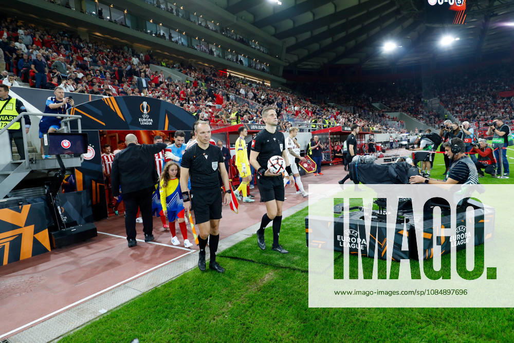 Olympiacos F.C. v AC Sparta Prague UEFA Europa League Match referee Espen Eskas and his officials enter the pitch during the UEFA Europa League match at Karaiskakis Stadium, Piraeus 22 10 2026 UK Newspapers OUT