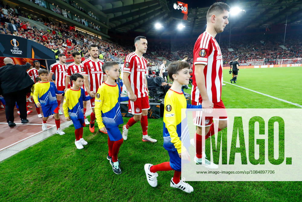 Olympiacos F.C. v AC Sparta Prague UEFA Europa League Olympiacos F.C. players enter the pitch during the UEFA Europa League match at Karaiskakis Stadium, Piraeus 22 10 2026 UK Newspapers OUT