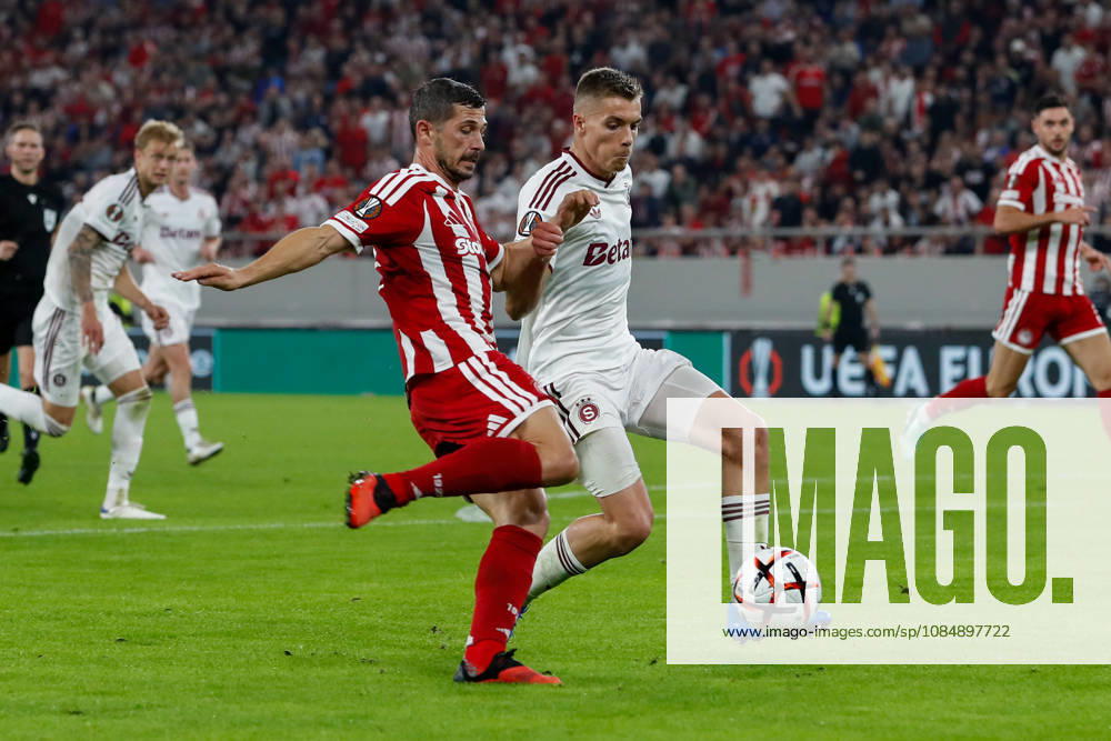 Olympiacos F.C. v AC Sparta Prague UEFA Europa League Remo Freuler of Olympiacos F.C. and Martin Suchomel of AC Sparta Prague during the UEFA Europa League match at Karaiskakis Stadium, Piraeus 22 10 2026 UK Newspapers OUT