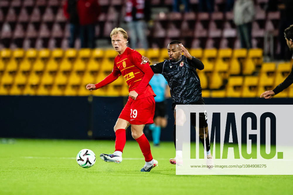 FC Nordsjaelland v CSKA Sofia, UEFA Conference League, Farum, Denmark Farum, Denmark. 22nd, October 2026. Villum Berthelsen (29) of FC Nordsjaelland and Pastor (2) of CSKA Sofia seen during the UEFA Conference League match between FC Nordsjaelland and CSKA Sofia at Right to Dream Park in Farum. Danmark, Farum, Right to Dream Park